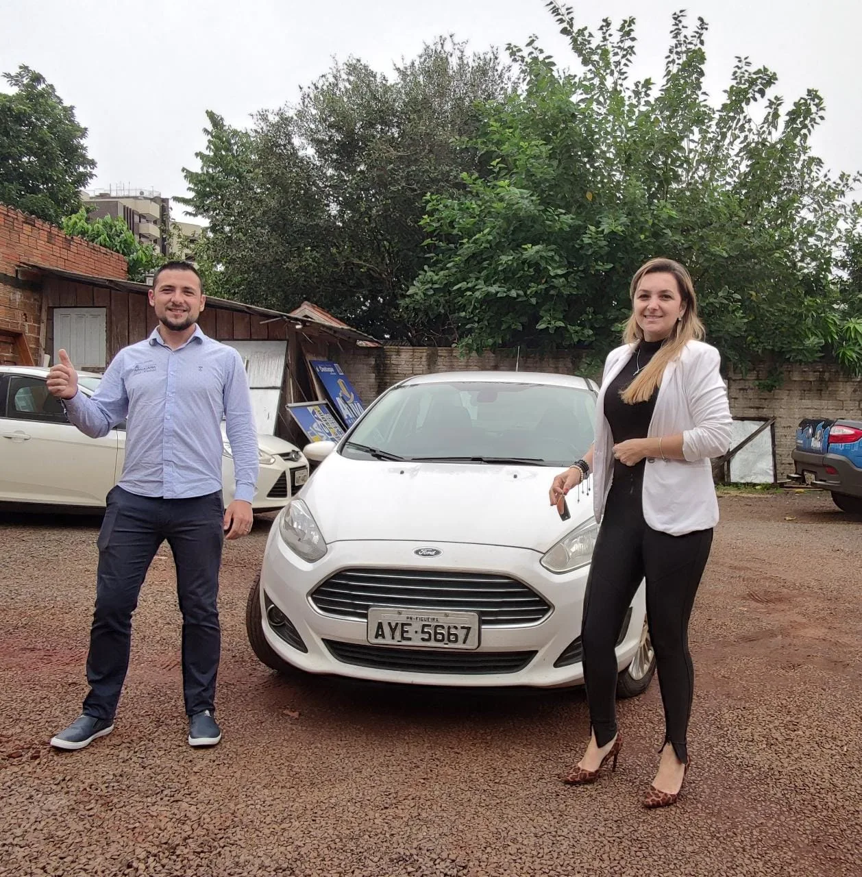 Cliente contemplada com Ford Fiesta