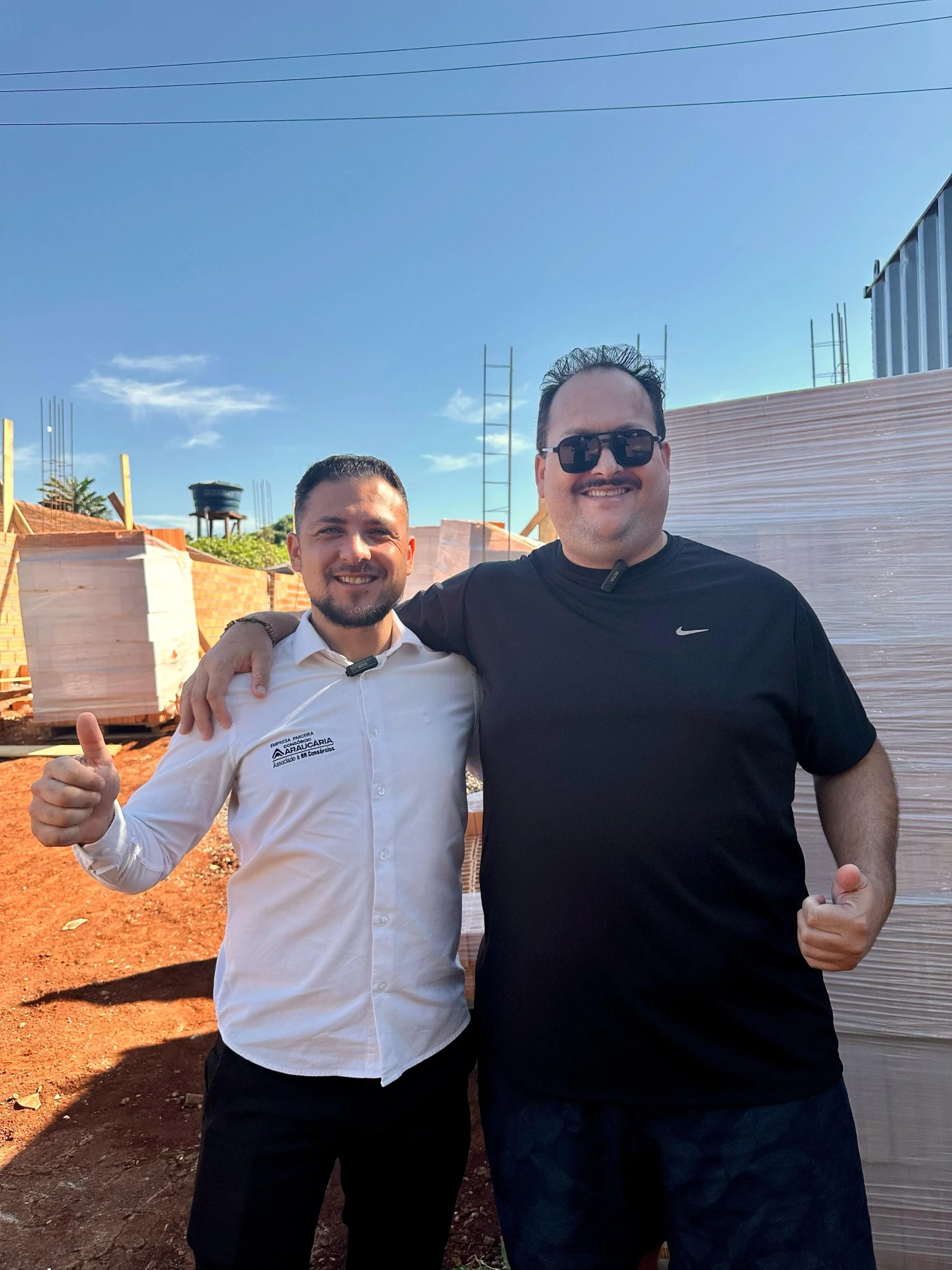 Cliente contemplado com obra/construção