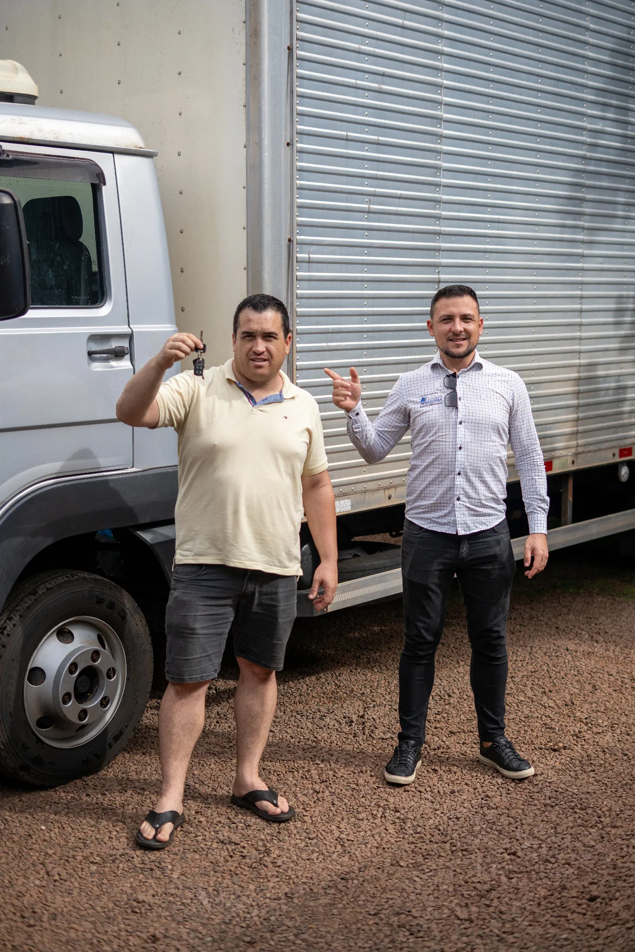 Cliente contemplado com caminhão